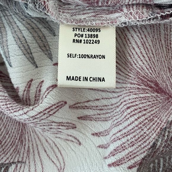 Skies Are Blue Tropical Palm Bat Wing Collared Ruffled Tie Top Size Large - Picture 10 of 14